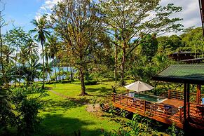Playa Cativo Lodge