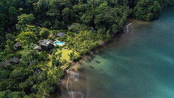 Playa Cativo Lodge
