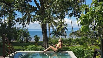 Playa Cativo Lodge