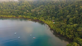 Playa Cativo Lodge