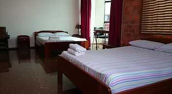 Hotel Paramuru