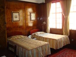 Oakwood Hotel