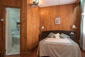 Oakwood Hotel