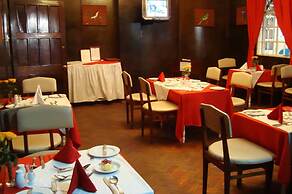 Oakwood Hotel