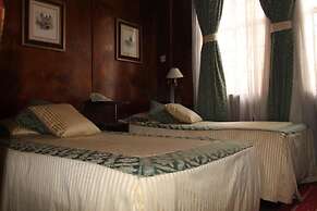 Oakwood Hotel