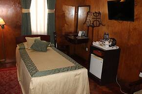 Oakwood Hotel