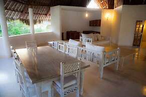 Kola Beach Resort