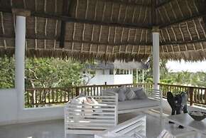 Kola Beach Resort