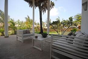 Kola Beach Resort