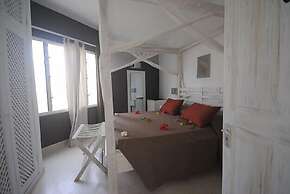 Kola Beach Resort