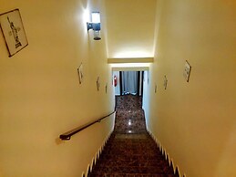 Hotel CheckedInn