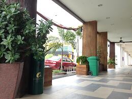 Hotel CheckedInn