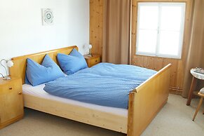 hepi Lodge