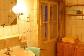 hepi Lodge