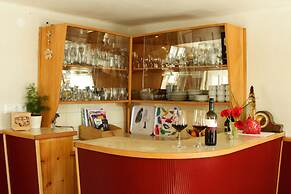 hepi Lodge
