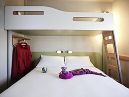 ibis budget Pontault Combault RN4 Marne la Vallée