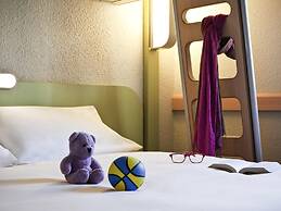 ibis budget Pontault Combault RN4 Marne la Vallée