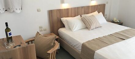CAELI PAROS by Kostas and Ioanna Studios