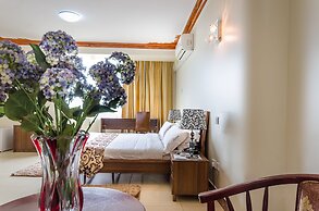 Mt. Zion Hotel
