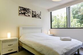 Dizengoff Inn