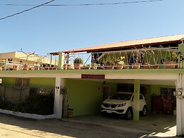The Red Hut Inn