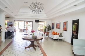 Farallones Hotel
