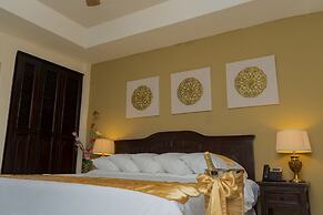 Farallones Hotel