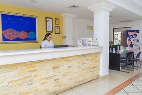 Farallones Hotel