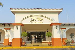 Farallones Hotel
