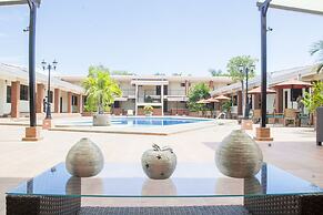 Farallones Hotel