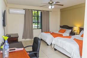 Farallones Hotel