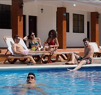 Farallones Hotel