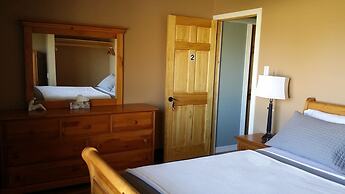 Eileen's Bed & Breakfast - Guest House