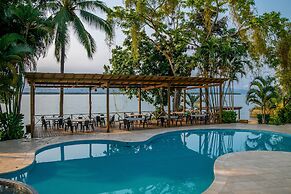 Banana Palms Hotel