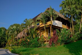 Banana Palms Hotel