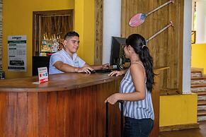 Banana Palms Hotel