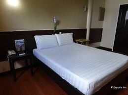 RueMango Apartelle and Suites