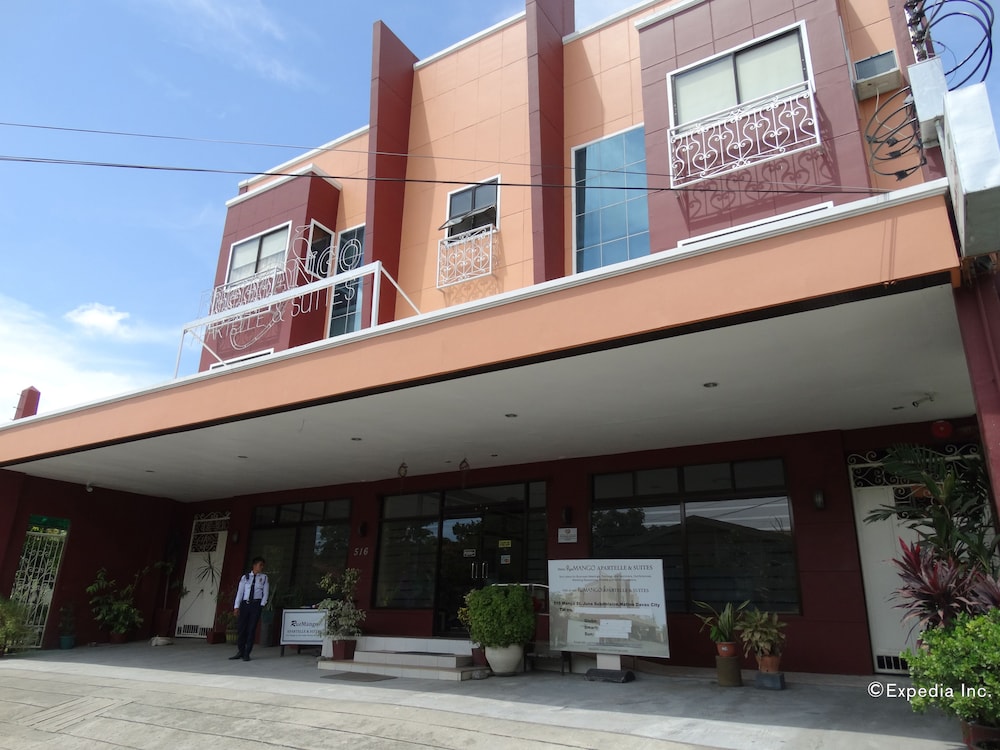 RueMango Apartelle and Suites