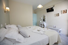 Alexandra's Rooms