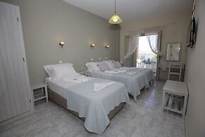 Alexandra's Rooms