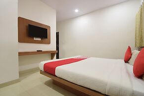 Collection O 2228 Hotel Royal Icon