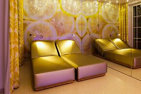 Hotel Lemongarden