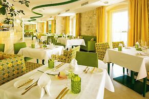 Hotel Lemongarden
