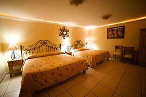 Hotel Hacienda del Sol