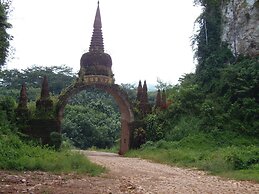 Takhun Mountain View Hotel
