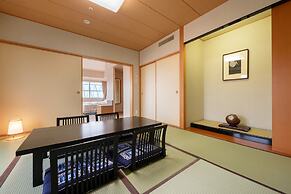 Grand Hotel New Oji