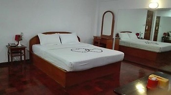 Airport Inn