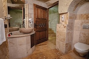 Kemerhan Hotel & Cave Suites