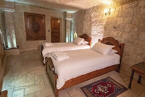 Kemerhan Hotel & Cave Suites
