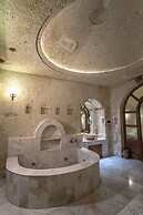 Kemerhan Hotel & Cave Suites